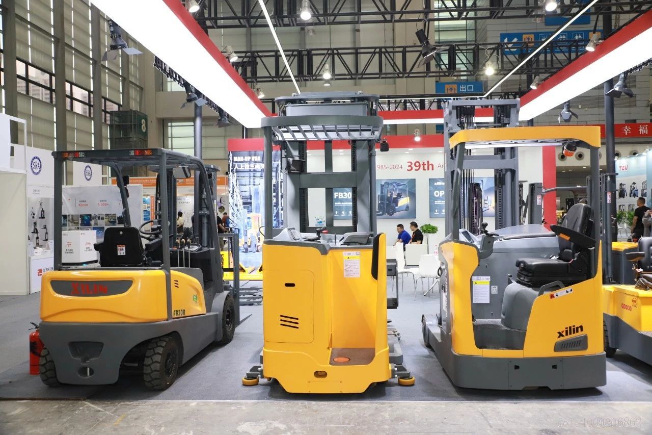 用精品連接客戶 | 西林叉車閃耀LogiMAT China 2024(圖2) 用精品連接客戶 | 西林叉車閃耀LogiMAT China 2024(圖2)